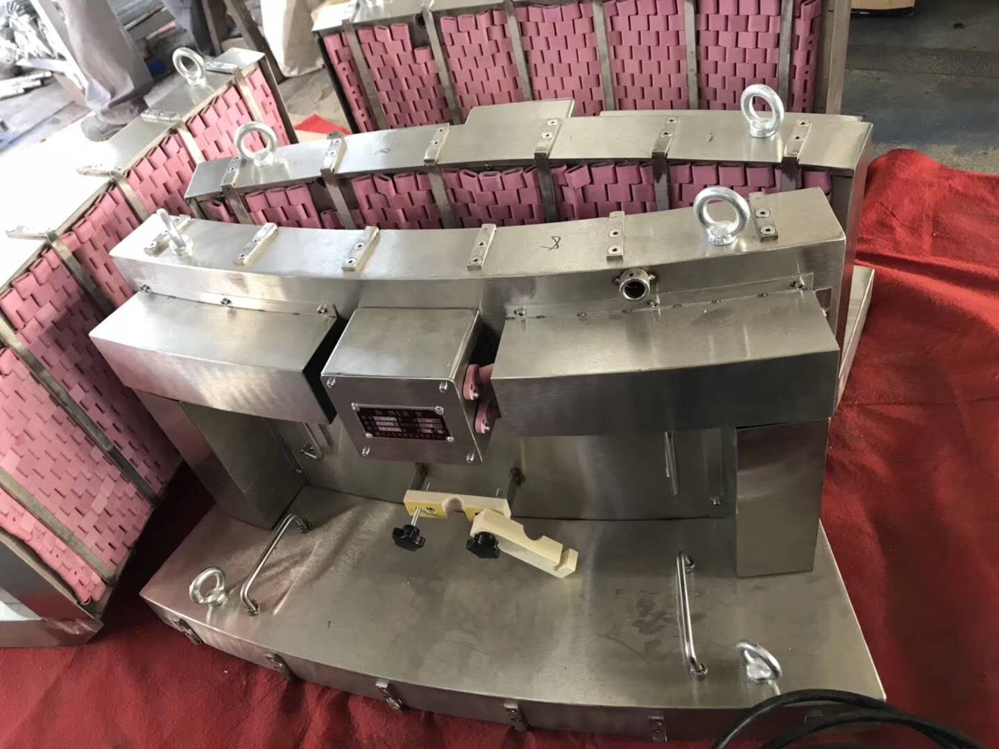 履带式电加热器
